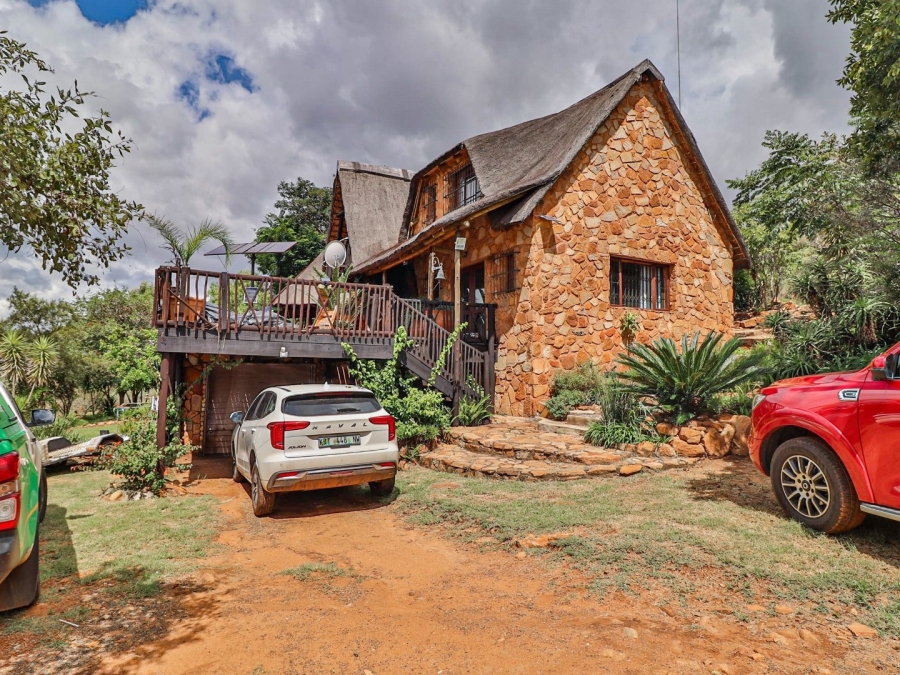 3 Bedroom Property for Sale in Utopia Nature Estate North West